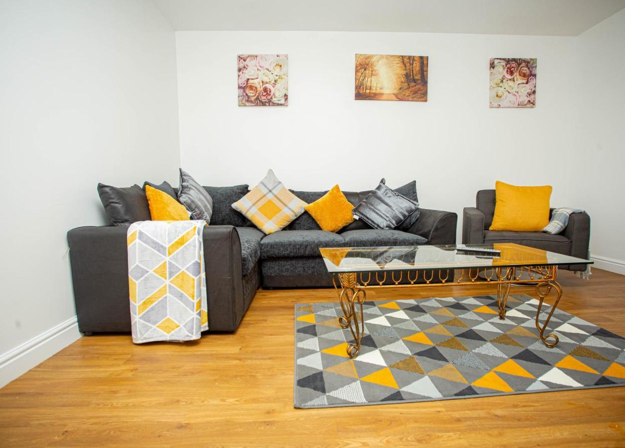 Somerset Place Northampton Luaran gambar