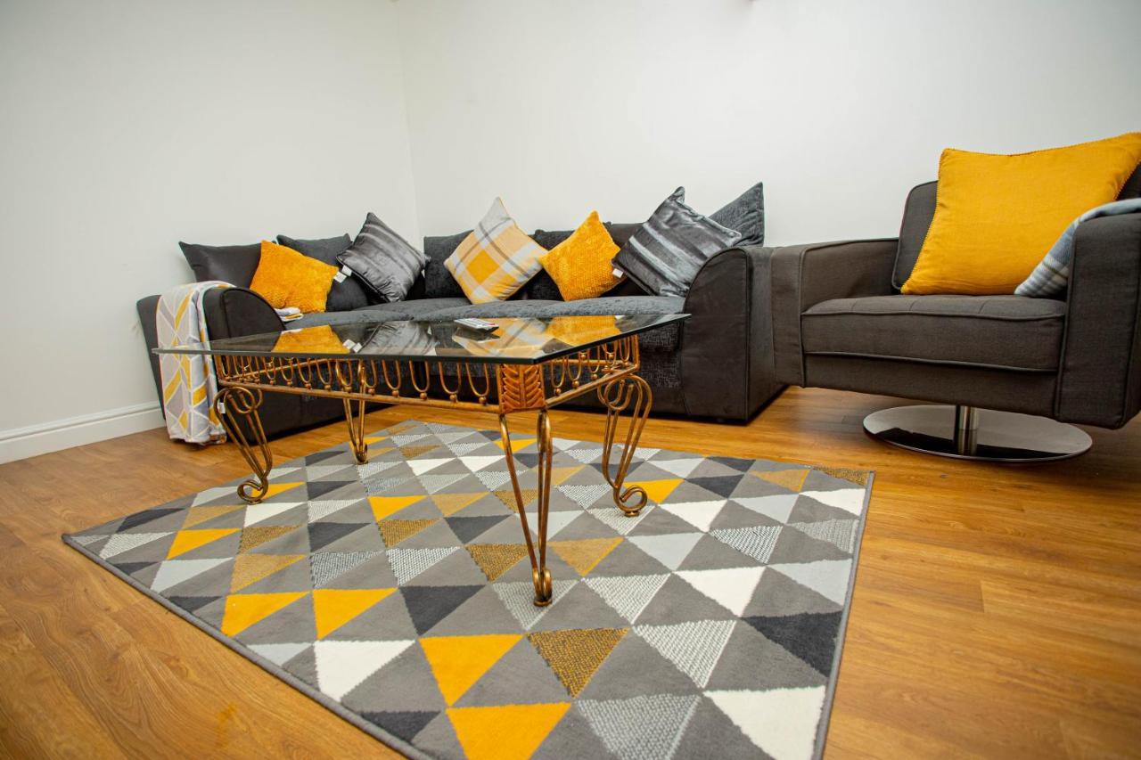 Somerset Place Northampton Luaran gambar