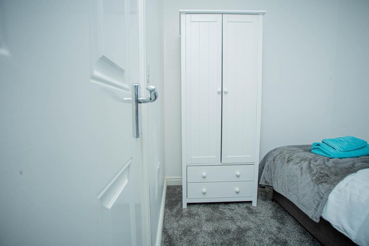 Somerset Place Northampton Luaran gambar